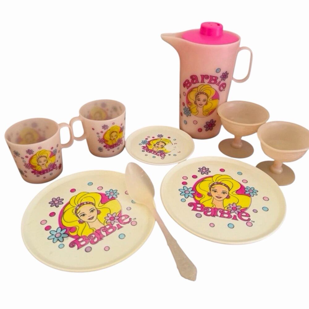 Vintage 1992 Barbie Magic Color Change Tea Party Dish Set Chilton Globe - WORKS!